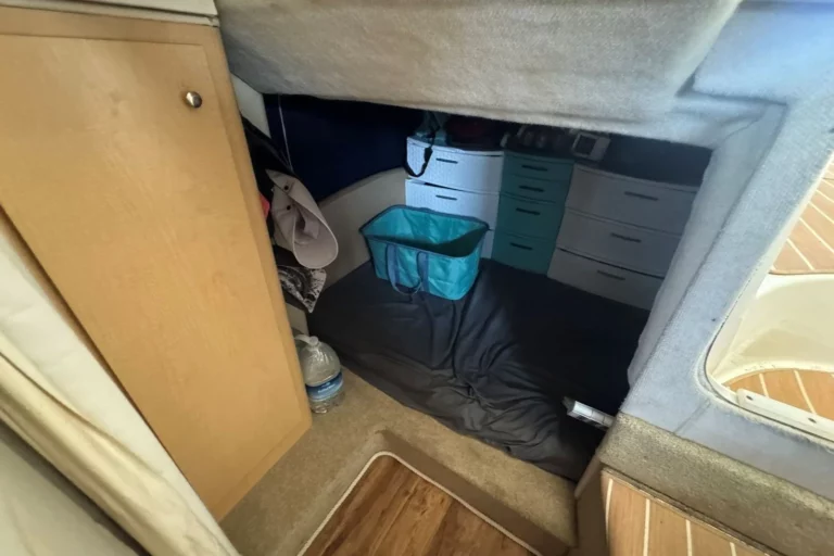 2000 Bayliner 3055 Ciera