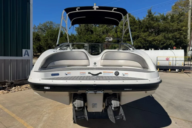 2011 Yamaha Boats AR210