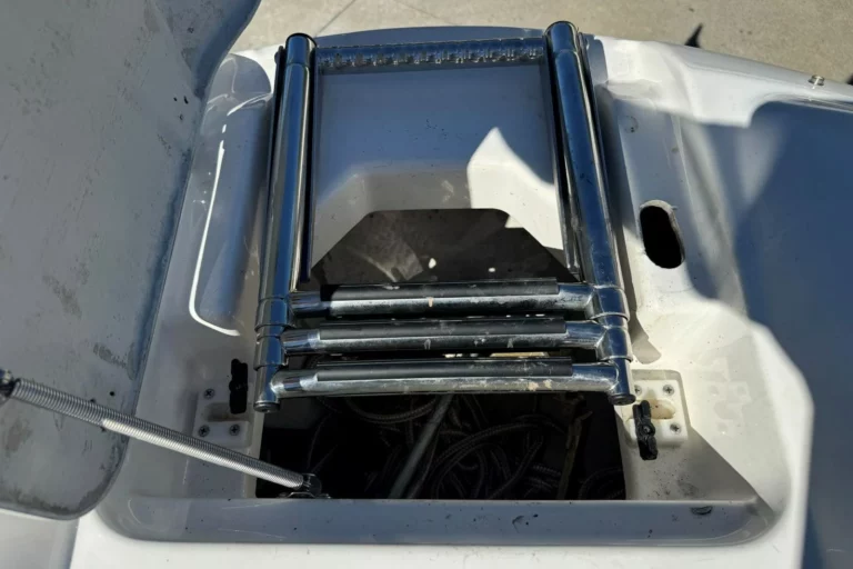 2011 Yamaha Boats AR210