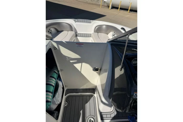 2011 Yamaha Boats AR210
