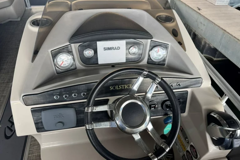 2017 Harris Solstice 220
