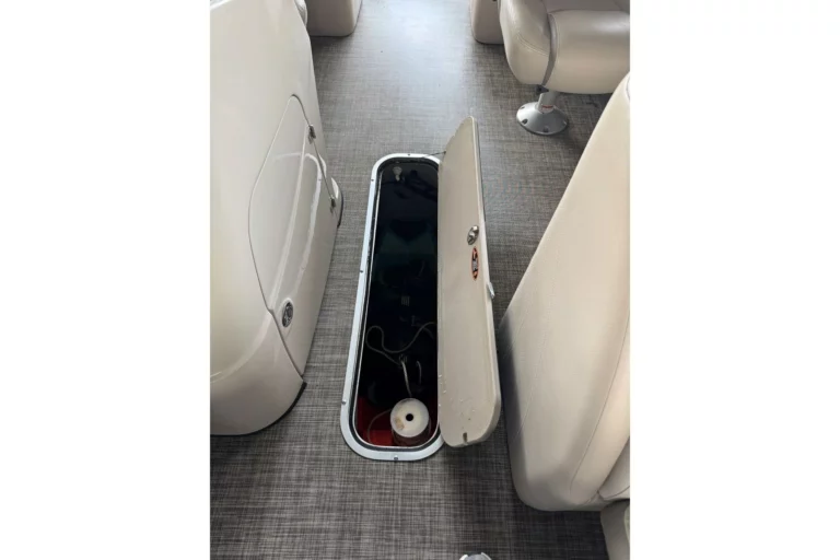 2017 Harris Solstice 220